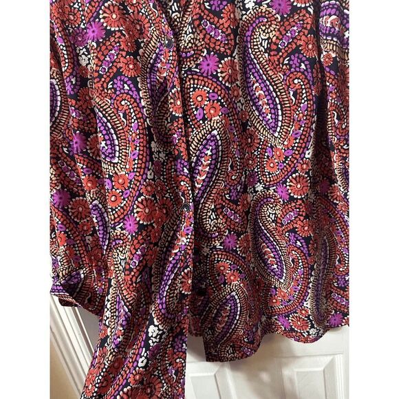 Catherines Women's Long Sleeve Button Up Collared Top Paisley Plus Size 2X 22/24 - Picture 2 of 5